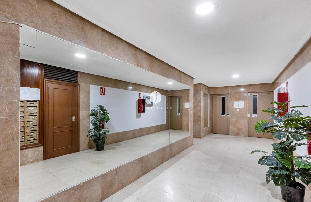 Segunda mano - Apartamento / piso -
Torrevieja - Playa del Cura