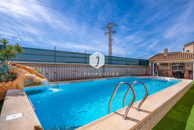 Segunda mano - Villa -
Torrevieja - El chaparral