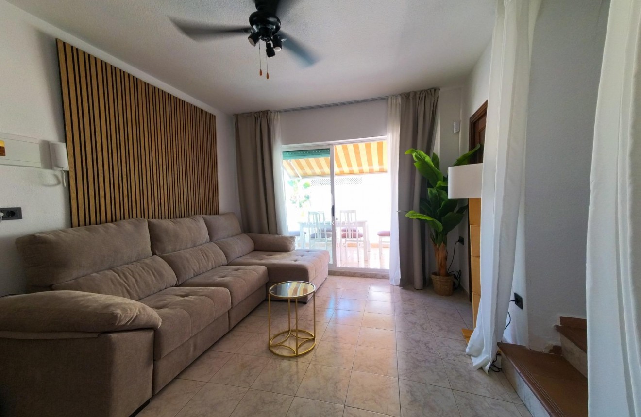 Segunda mano - Apartamento / piso -
Torrevieja - La Mata