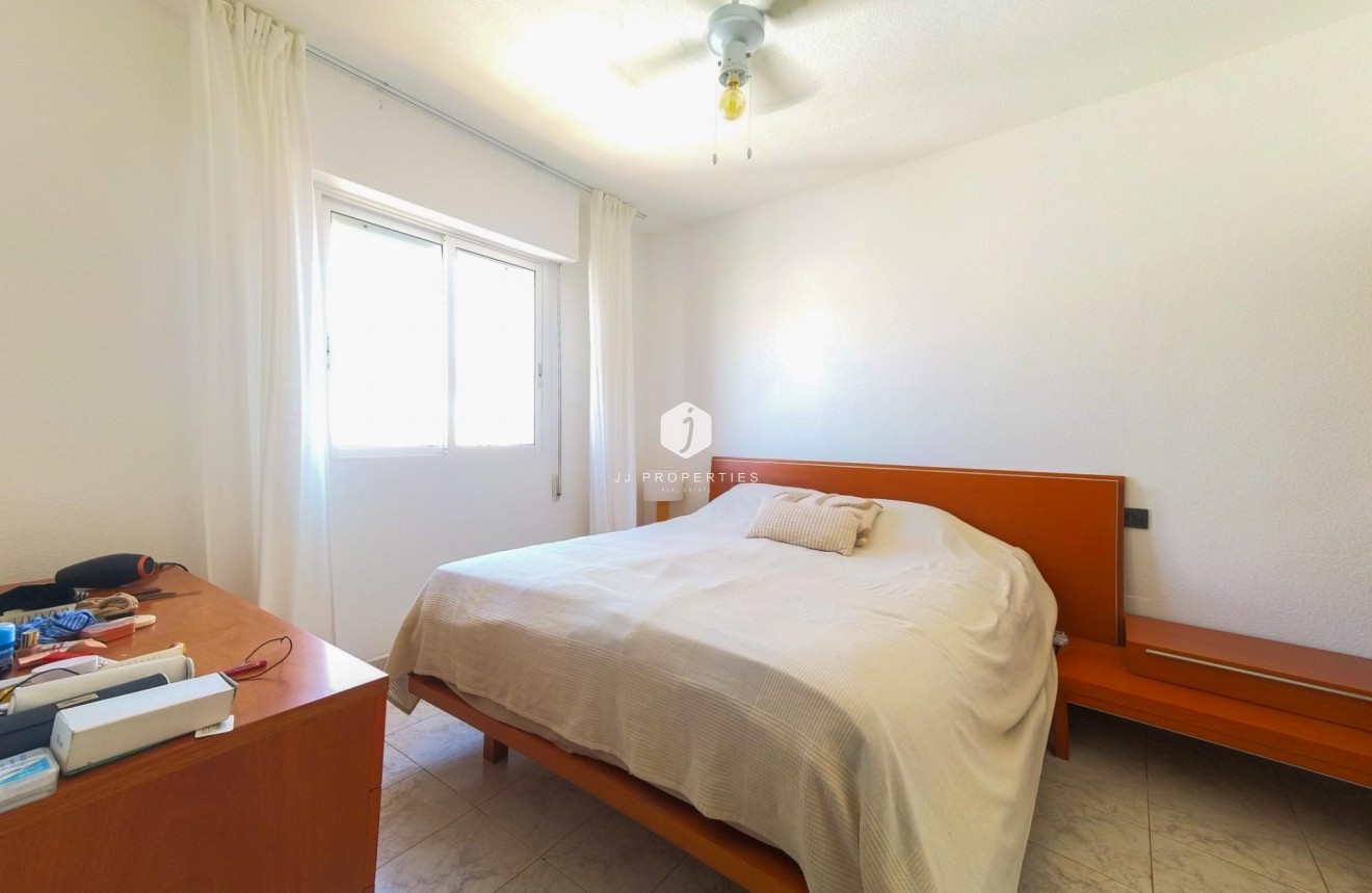 Segunda mano - Apartamento / piso -
Torrevieja - La Mata