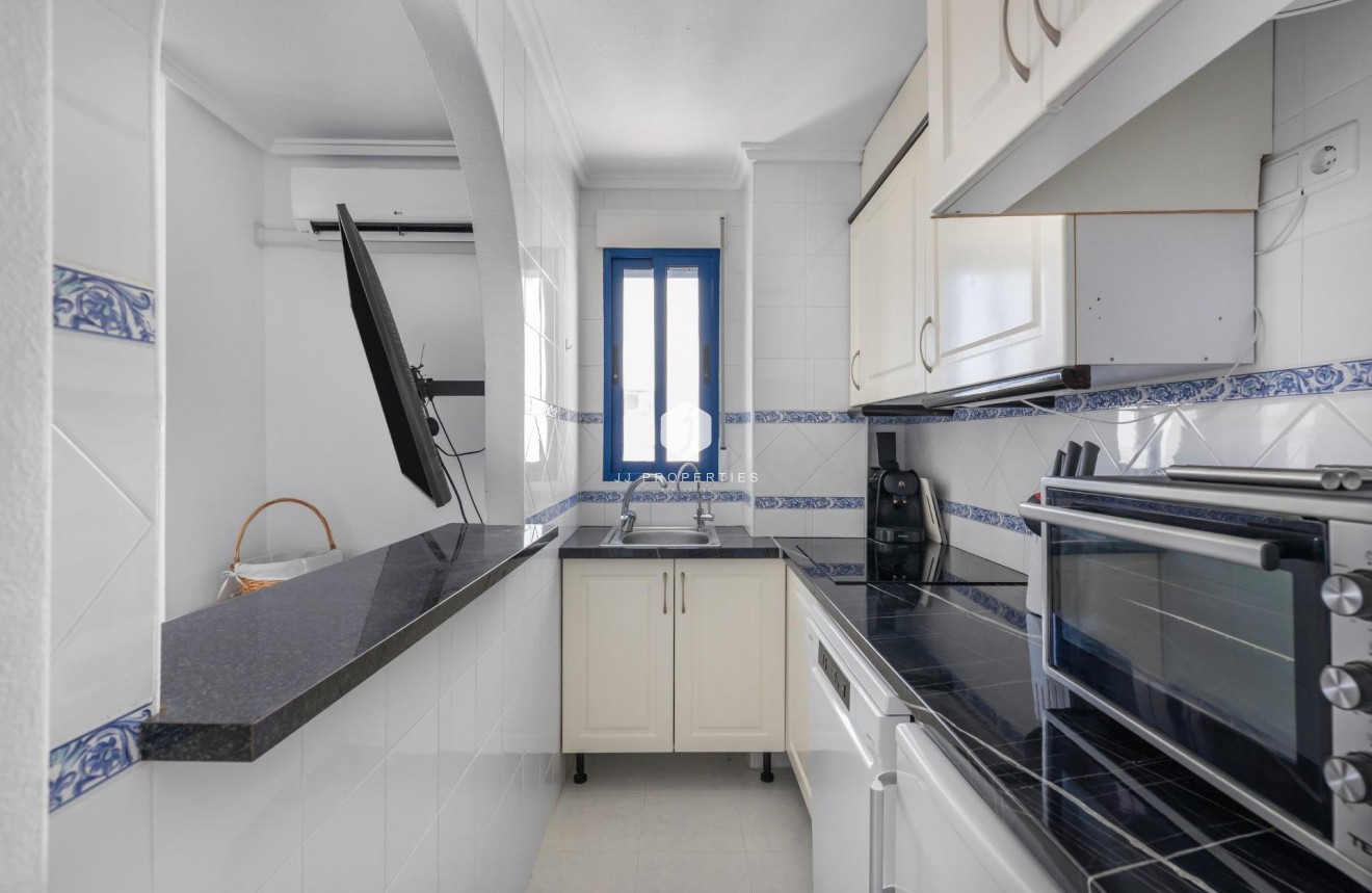 Segunda mano - Apartamento / piso -
Torrevieja - Torreblanca