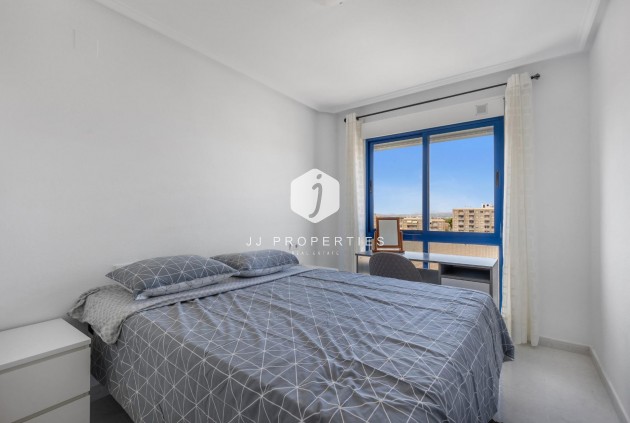 Segunda mano - Apartamento / piso -
Torrevieja - Torreblanca