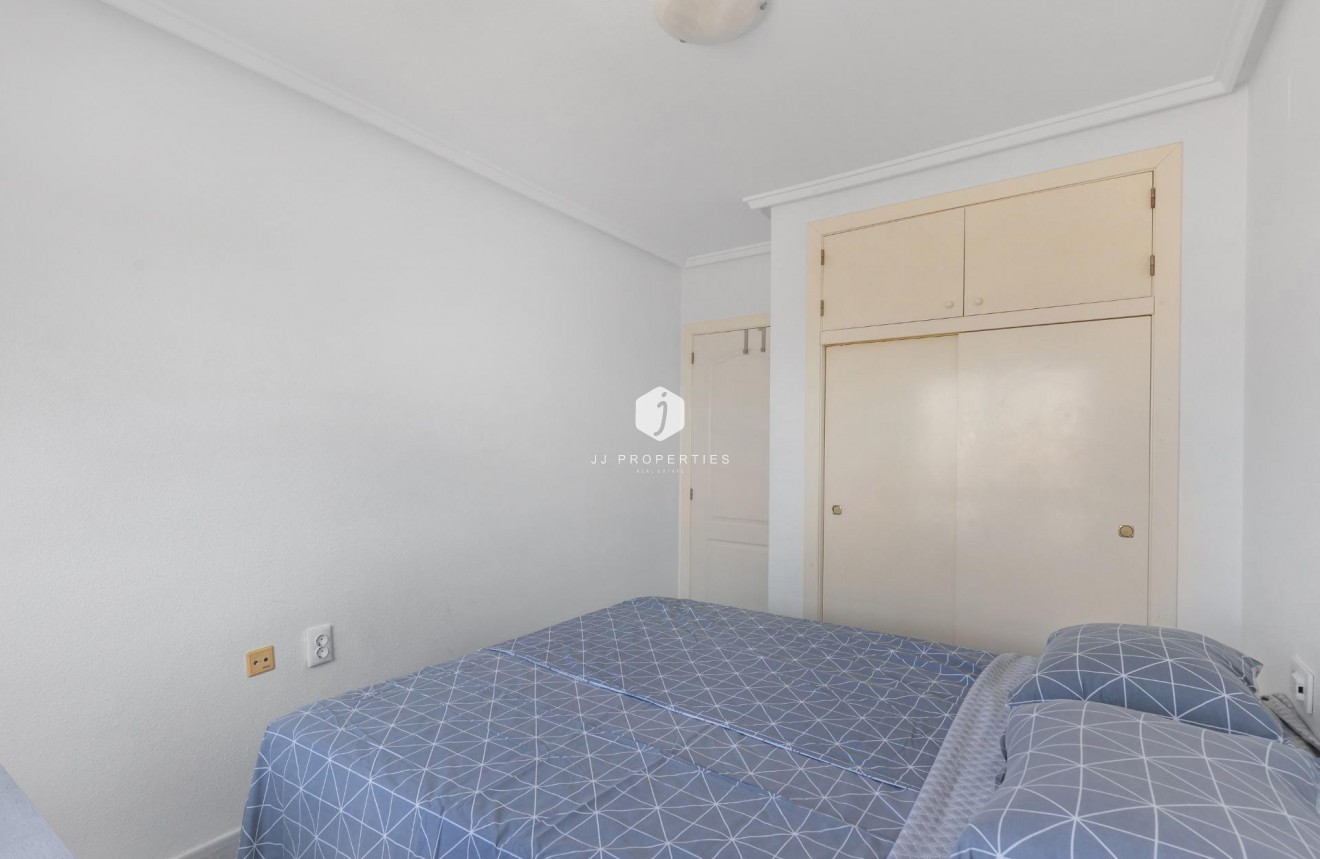 Segunda mano - Apartamento / piso -
Torrevieja - Torreblanca