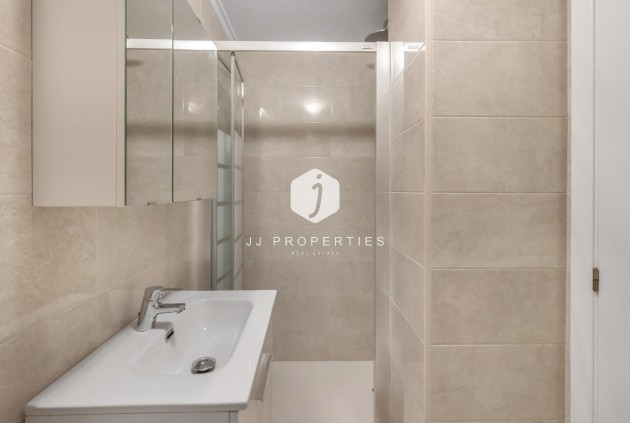 Segunda mano - Apartamento / piso -
Torrevieja - Torreblanca