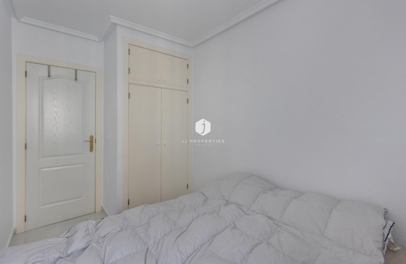 Segunda mano - Apartamento / piso -
Torrevieja - Torreblanca