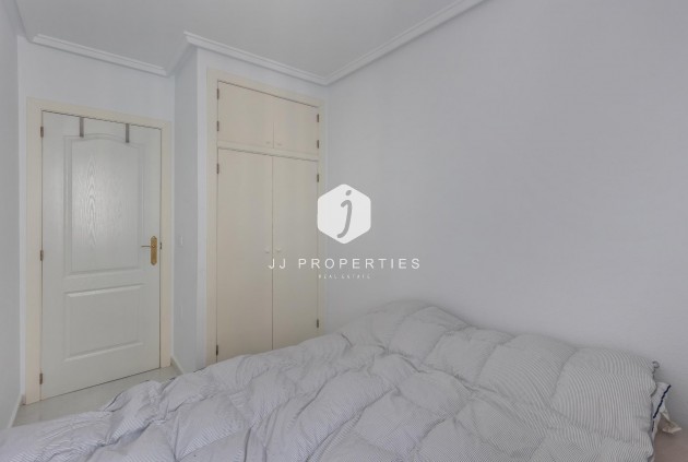 Segunda mano - Apartamento / piso -
Torrevieja - Torreblanca