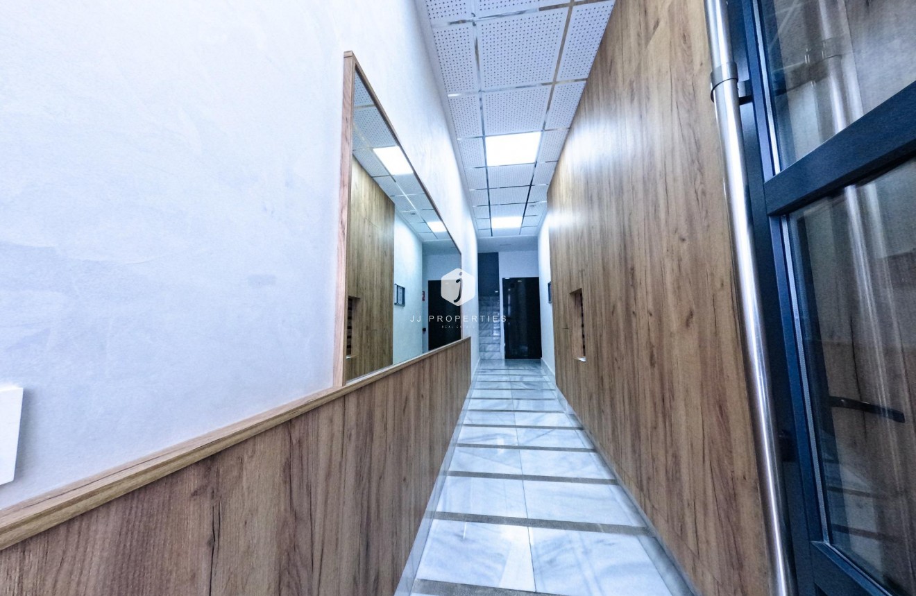 Segunda mano - Apartamento / piso -
Torrevieja - Playa del Cura