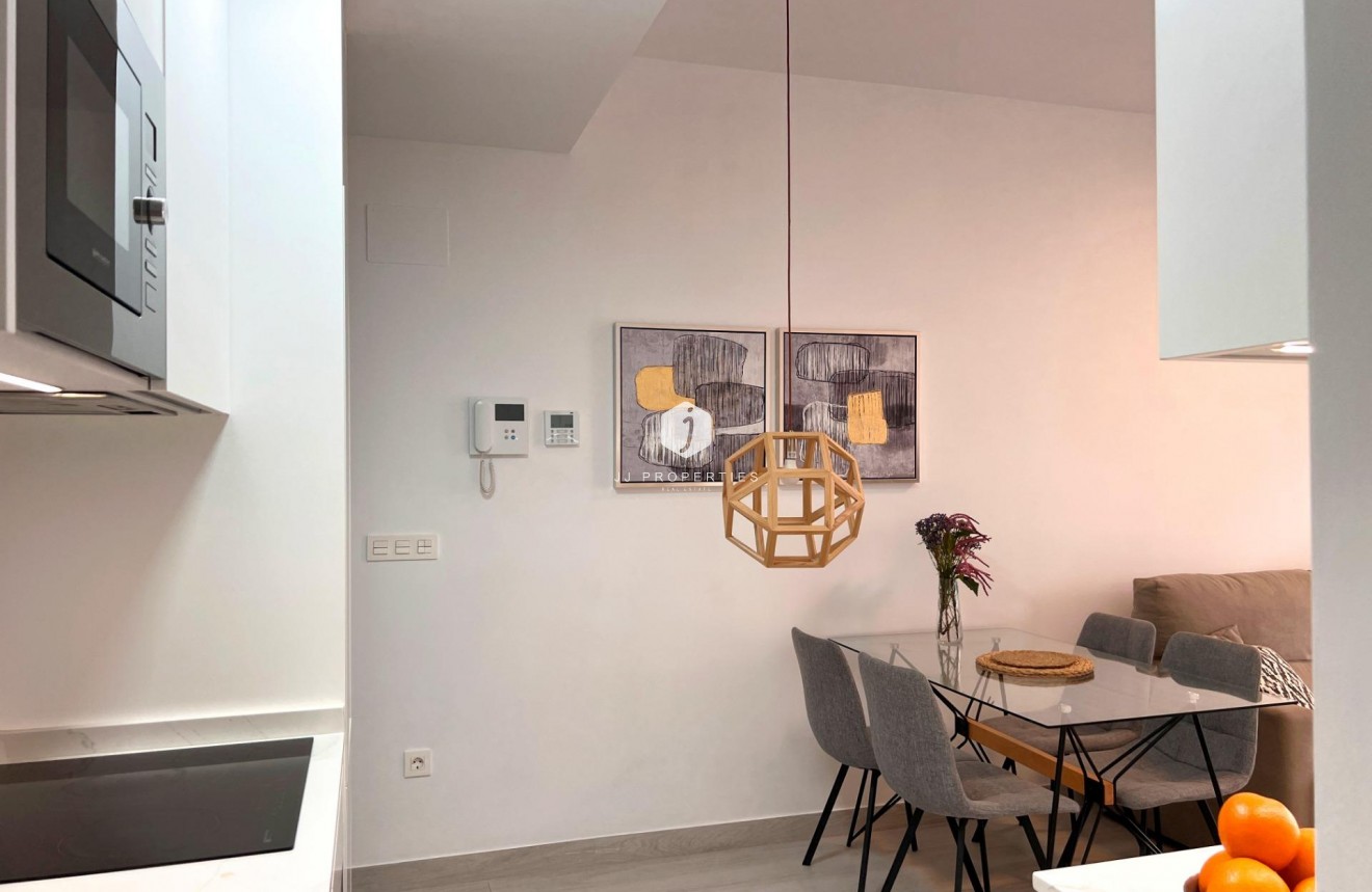 Segunda mano - Apartamento / piso -
Torrevieja - Playa del Cura