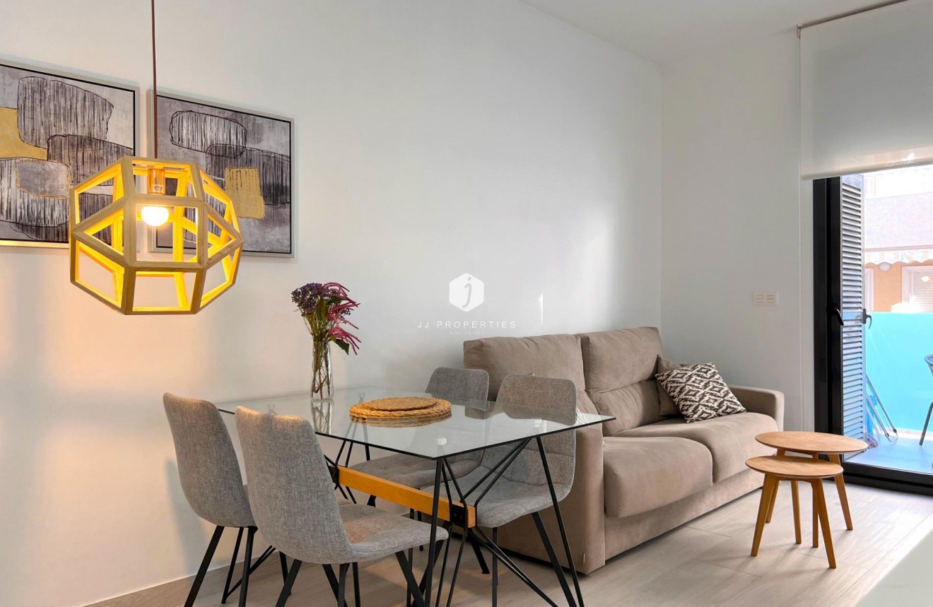 Segunda mano - Apartamento / piso -
Torrevieja - Playa del Cura