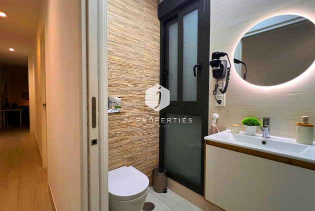 Segunda mano - Apartamento / piso -
Torrevieja - Playa del Cura