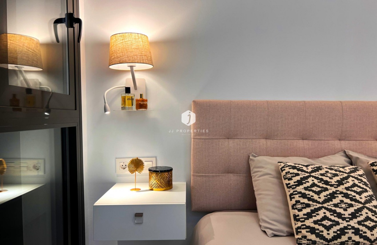 Segunda mano - Apartamento / piso -
Torrevieja - Playa del Cura