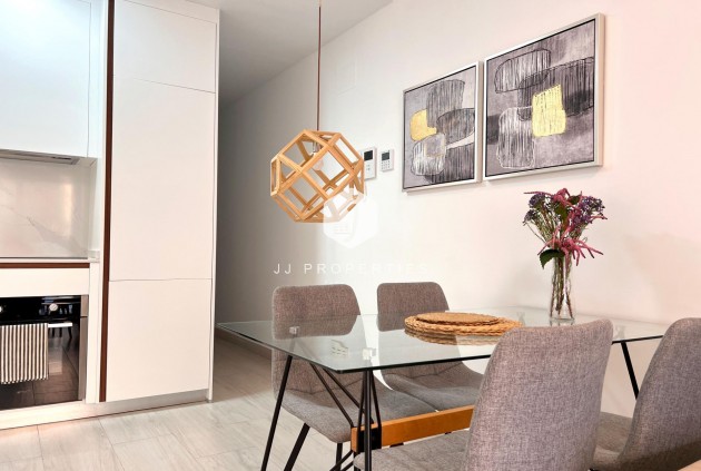 Segunda mano - Apartamento / piso -
Torrevieja - Playa del Cura