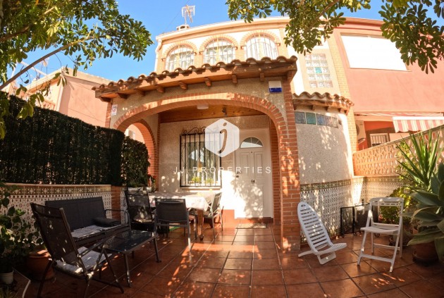 D'occasion - Chalet -
Torrevieja - El Acequión - Los Náufragos