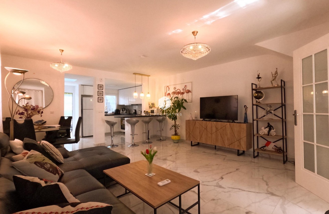 D'occasion - Chalet -
Torrevieja - El Acequión - Los Náufragos