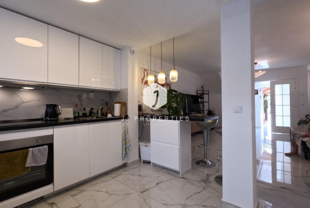 D'occasion - Chalet -
Torrevieja - El Acequión - Los Náufragos