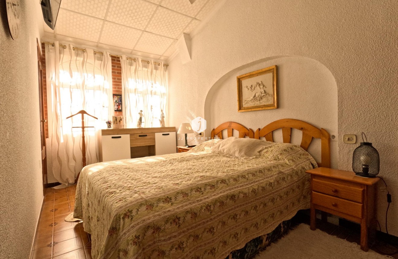 D'occasion - Chalet -
Torrevieja - El Acequión - Los Náufragos