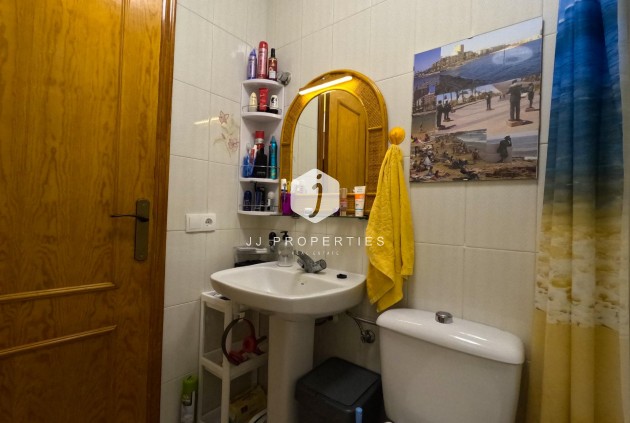 Aus zweiter Hand - Wohnung -
Torrevieja - Playa del Cura