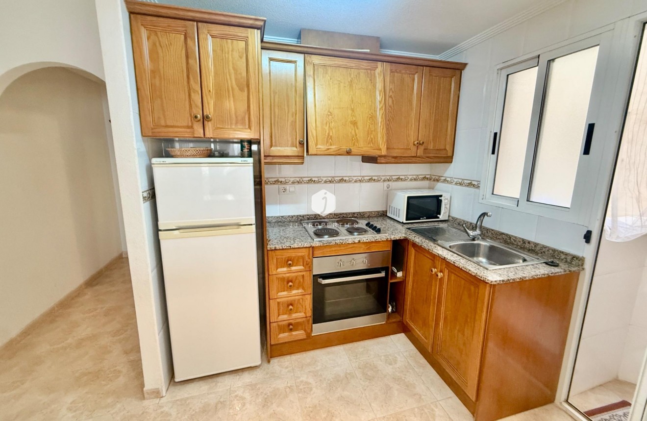 Segunda mano - Apartamento / piso -
Torrevieja - Centro