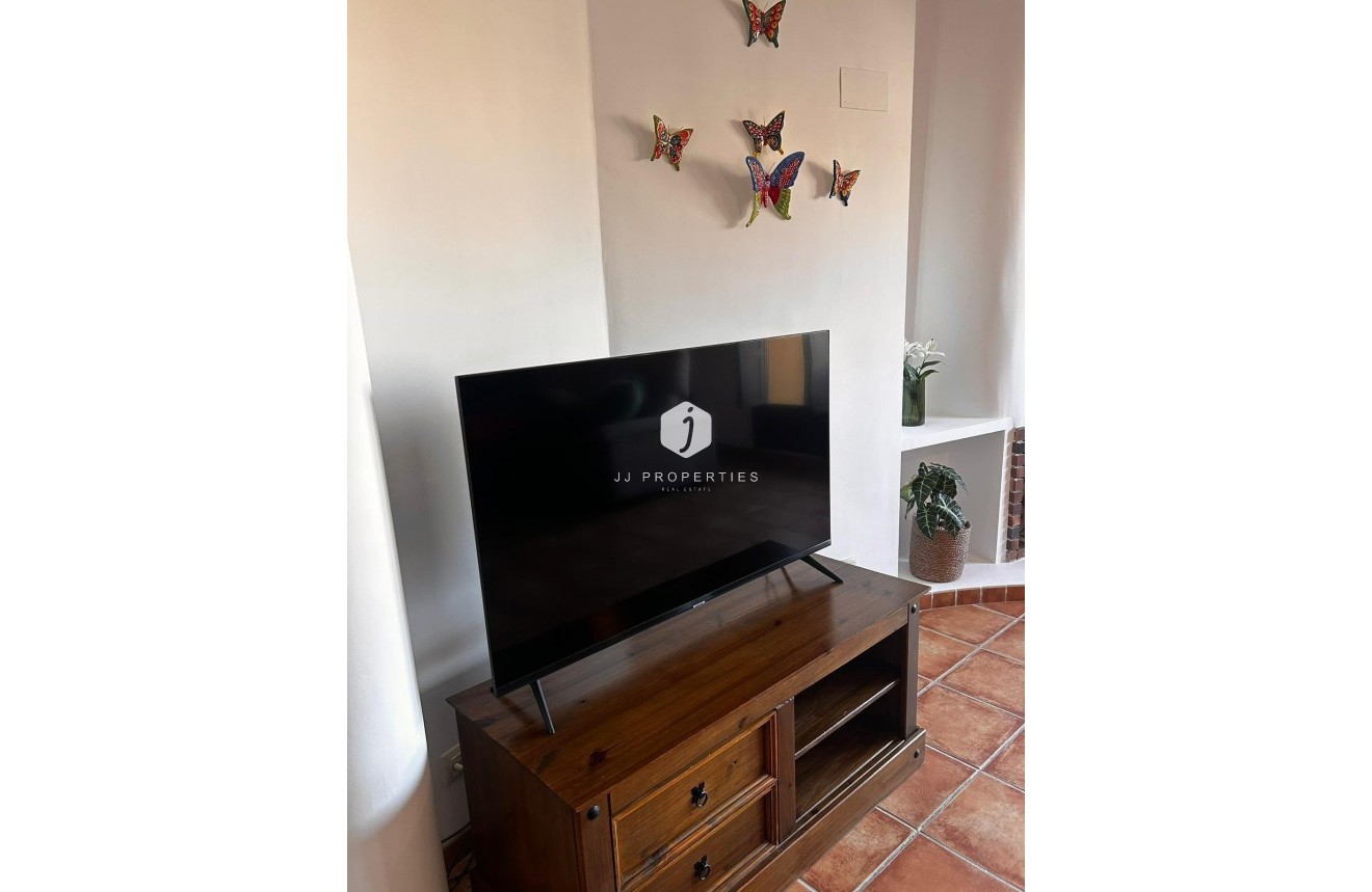 Segunda mano - Apartamento / piso -
Torrevieja - Punta prima