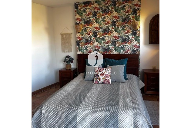 Segunda mano - Apartamento / piso -
Torrevieja - Punta prima