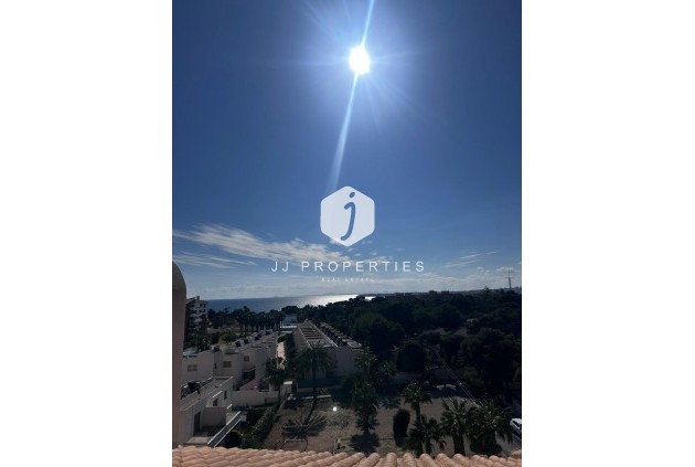 Segunda mano - Apartamento / piso -
Torrevieja - Punta prima