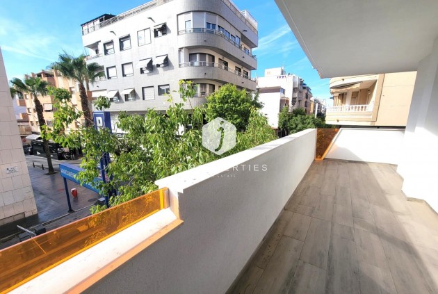 Segunda mano - Apartamento / piso -
Torrevieja - Playa del Cura