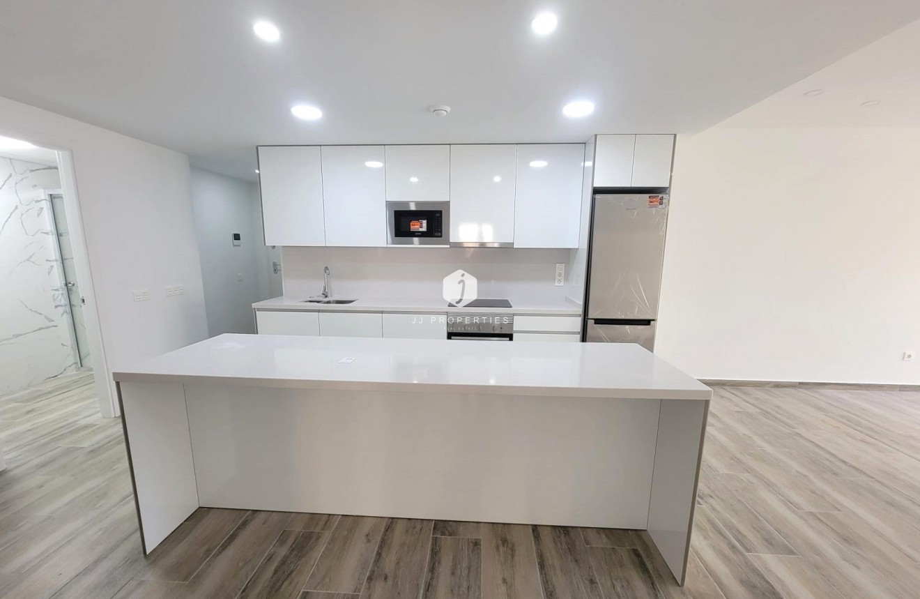 Segunda mano - Apartamento / piso -
Torrevieja - Playa del Cura