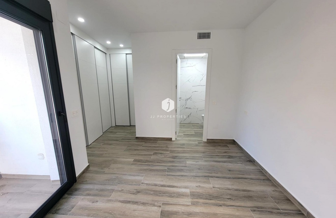 Segunda mano - Apartamento / piso -
Torrevieja - Playa del Cura