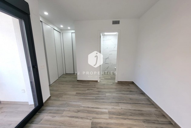 Segunda mano - Apartamento / piso -
Torrevieja - Playa del Cura