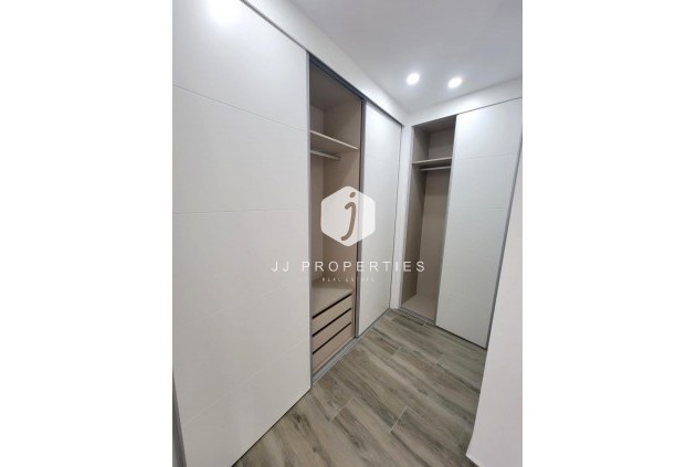 Segunda mano - Apartamento / piso -
Torrevieja - Playa del Cura