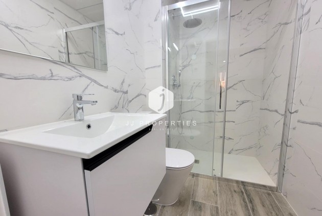 Segunda mano - Apartamento / piso -
Torrevieja - Playa del Cura