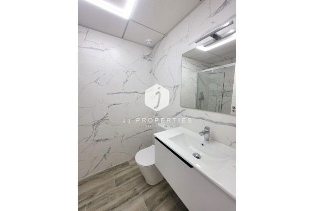 Segunda mano - Apartamento / piso -
Torrevieja - Playa del Cura