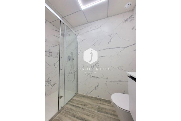 Segunda mano - Apartamento / piso -
Torrevieja - Playa del Cura