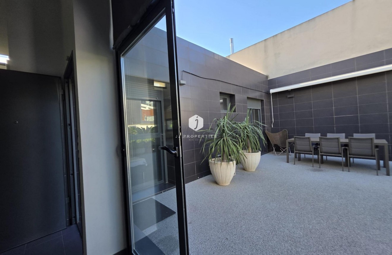 Segunda mano - Villa -
Orihuela Costa - Villamartín