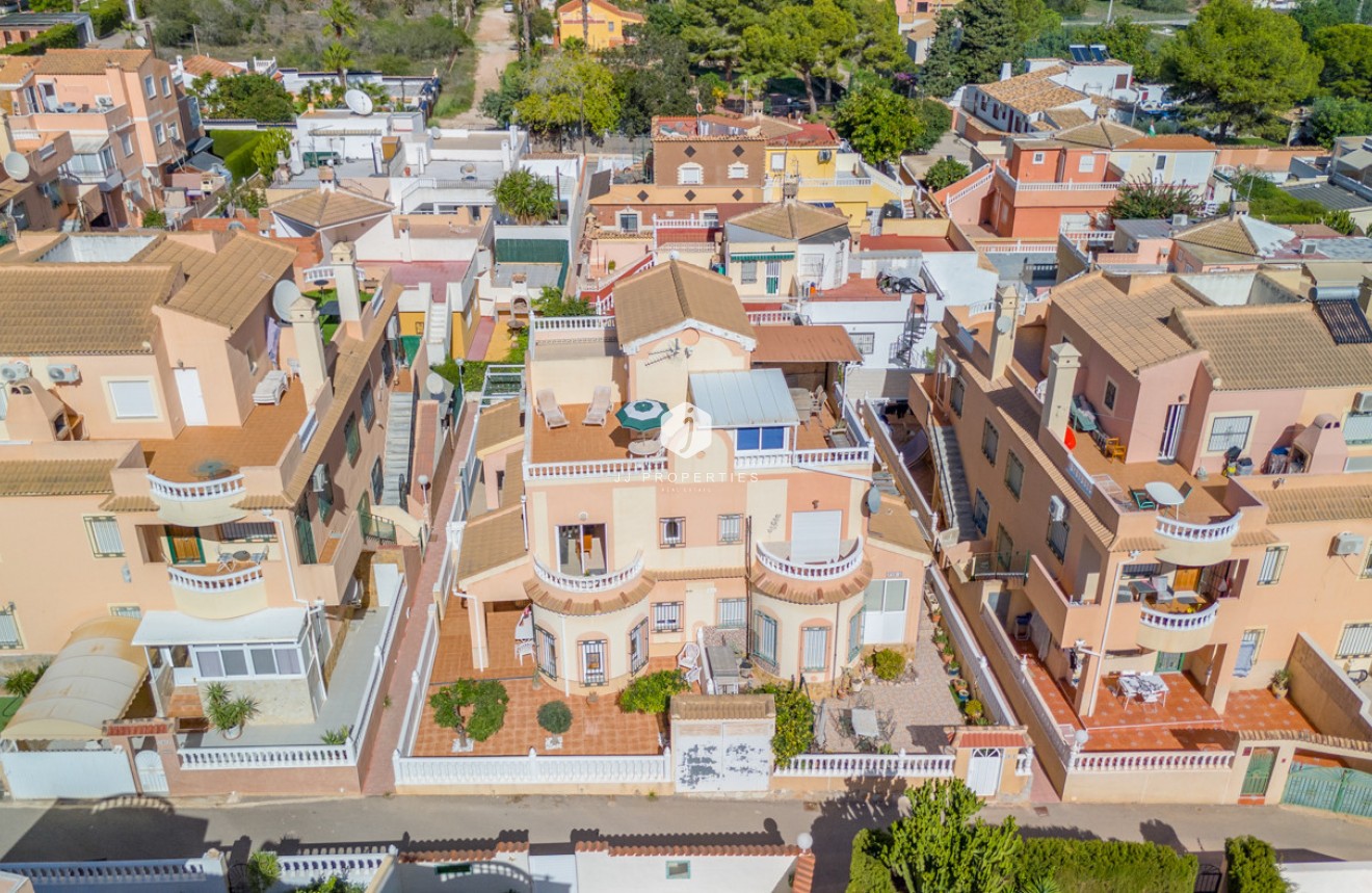 Segunda mano - Chalet -
Orihuela Costa - Costa Blanca