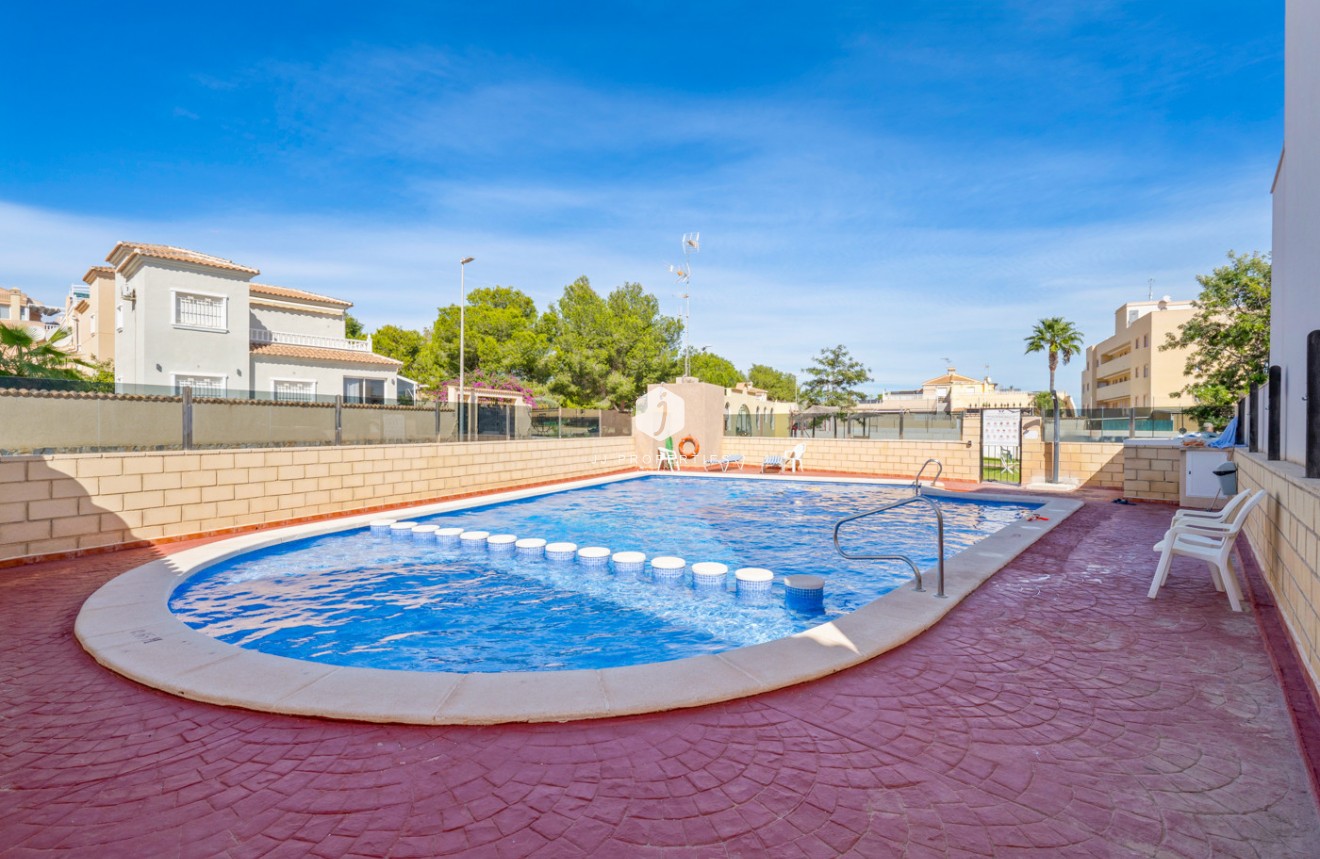 Segunda mano - Chalet -
Orihuela Costa - Costa Blanca