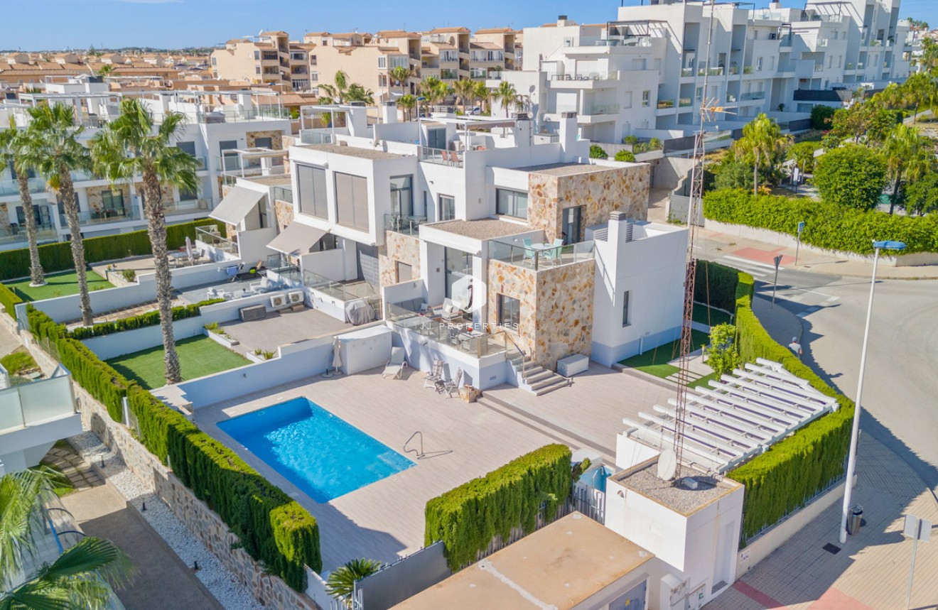 Segunda mano - Bungalow -
Torrevieja - Costa Blanca