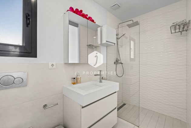 Segunda mano - Bungalow -
Torrevieja - Costa Blanca