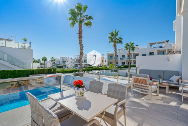 Segunda mano - Bungalow -
Torrevieja - Costa Blanca