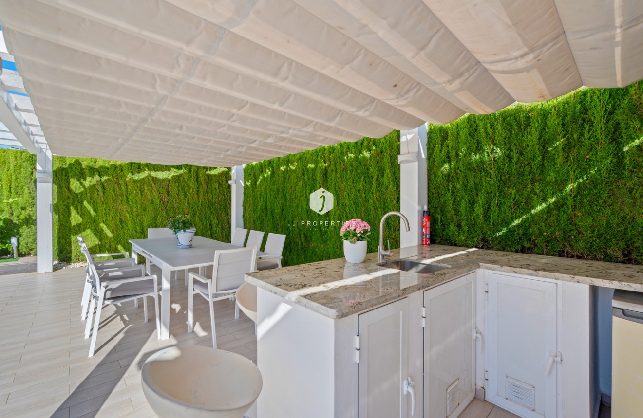 Segunda mano - Bungalow -
Torrevieja - Costa Blanca