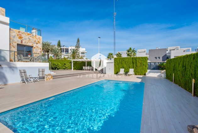 Segunda mano - Bungalow -
Torrevieja - Costa Blanca