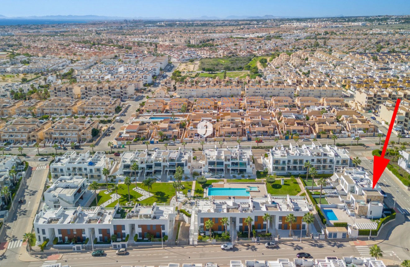 Segunda mano - Bungalow -
Torrevieja - Costa Blanca