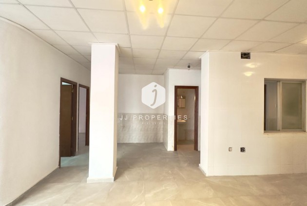 Segunda mano - Apartamento / piso -
Torrevieja - Centro