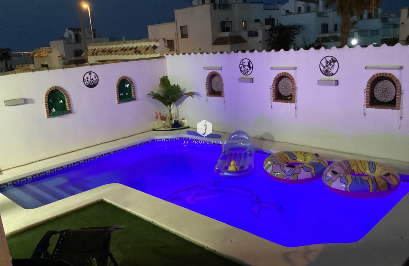 Segunda mano - Villa -
Orihuela Costa - Costa Blanca