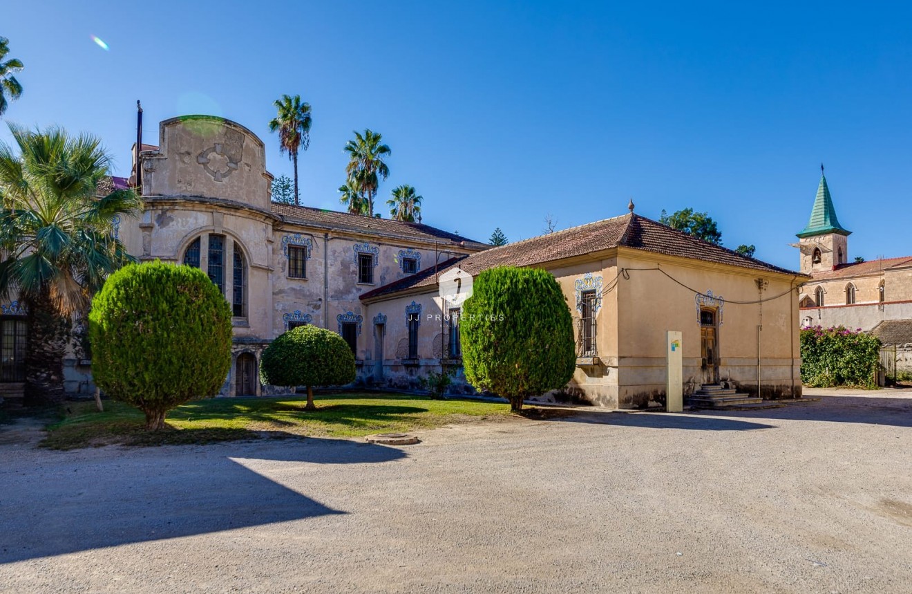 Segunda mano - Apartamento / piso -
Jacarilla - Inland