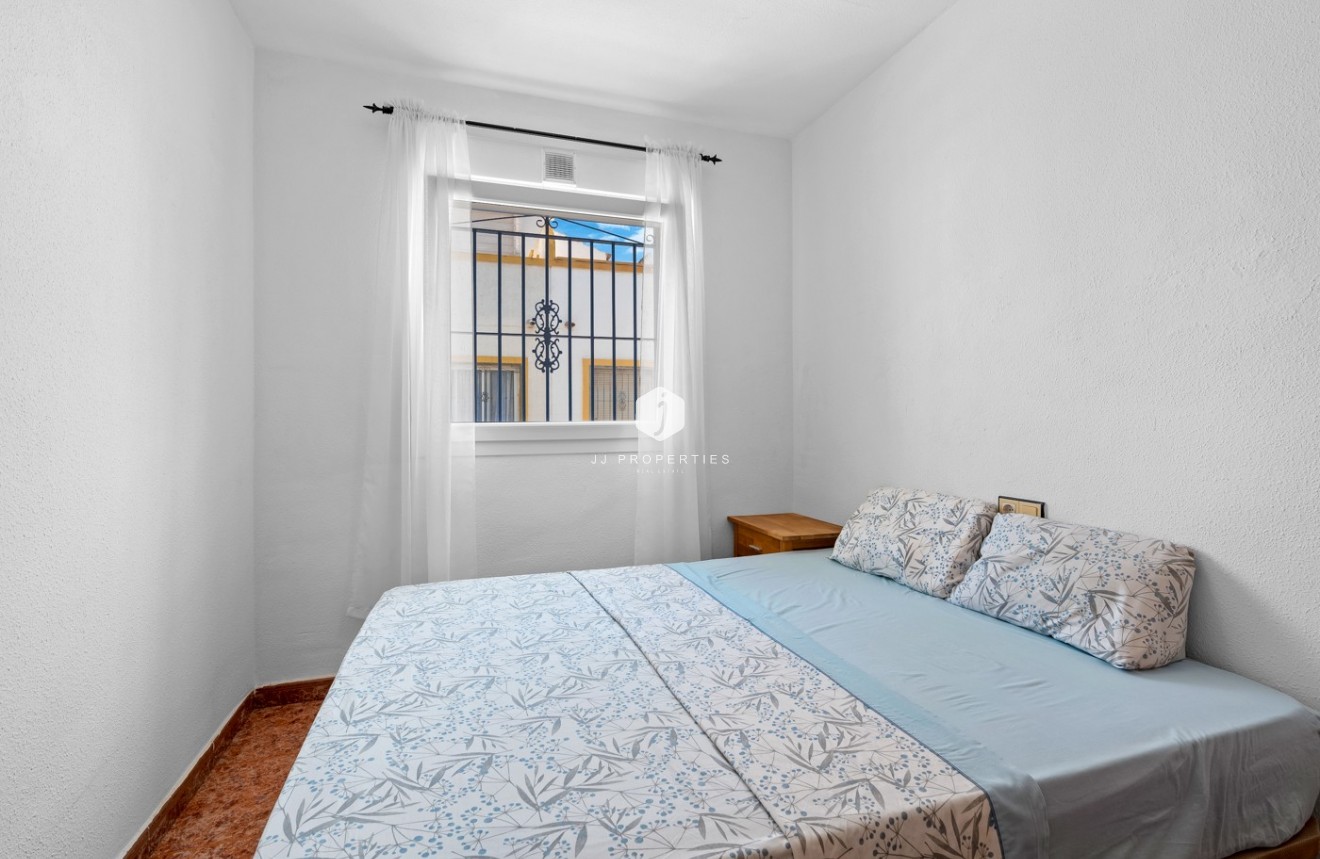 Segunda mano - Villa -
Torrevieja - Costa Blanca