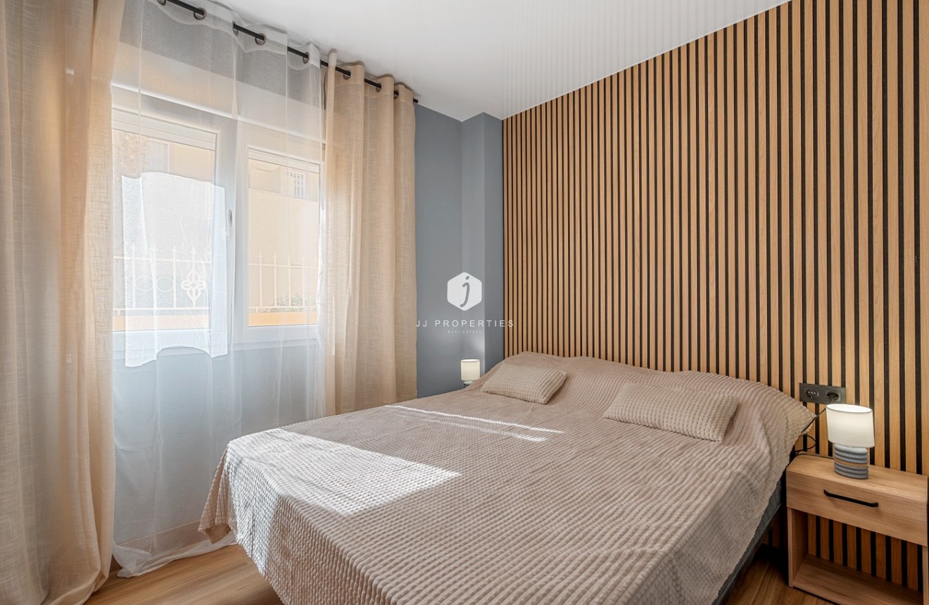 Segunda mano - Apartamento / piso -
San Miguel de Salinas - Inland