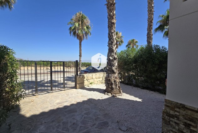 Segunda mano - Duplex -
Algorfa - Inland