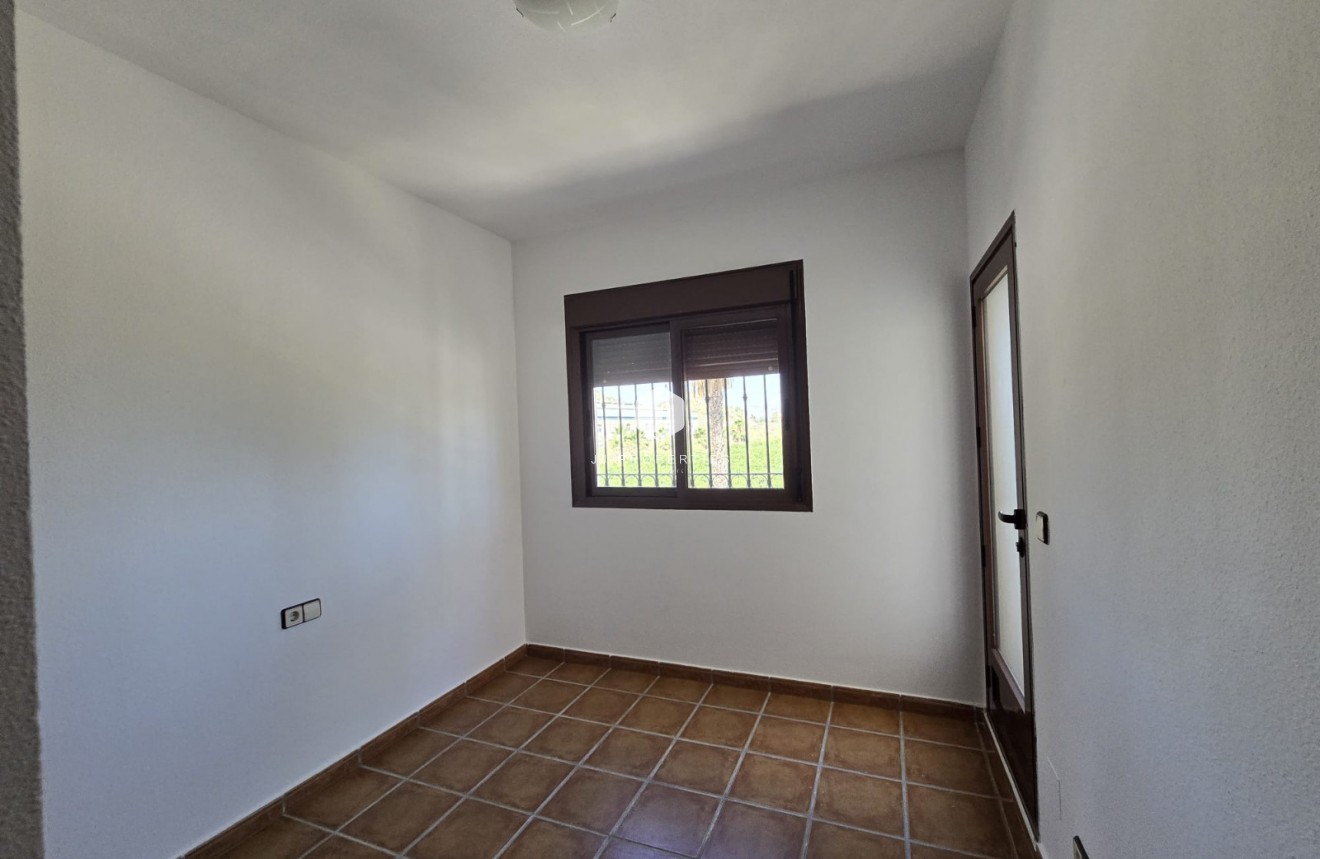 Segunda mano - Duplex -
Algorfa - Inland