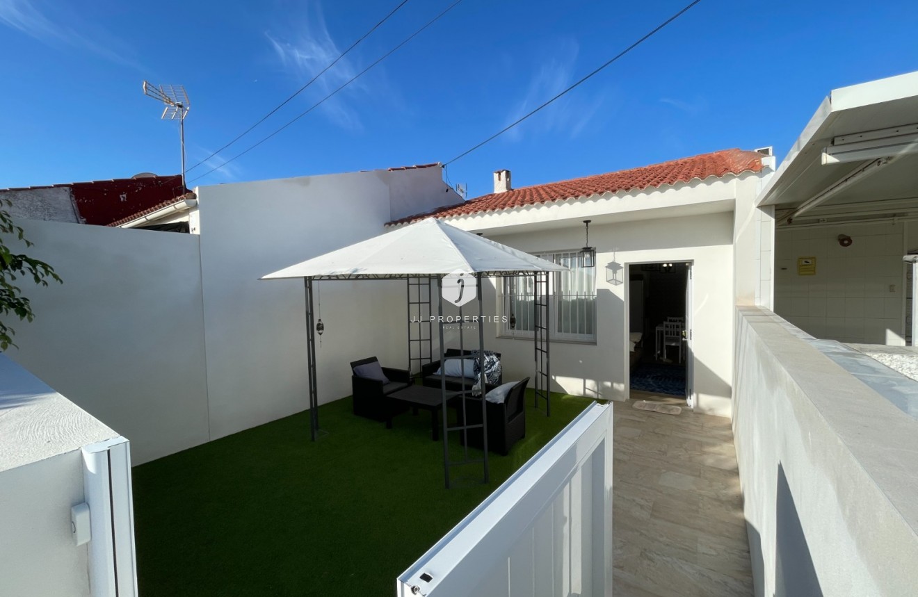 Segunda mano - Chalet -
Torrevieja - Costa Blanca